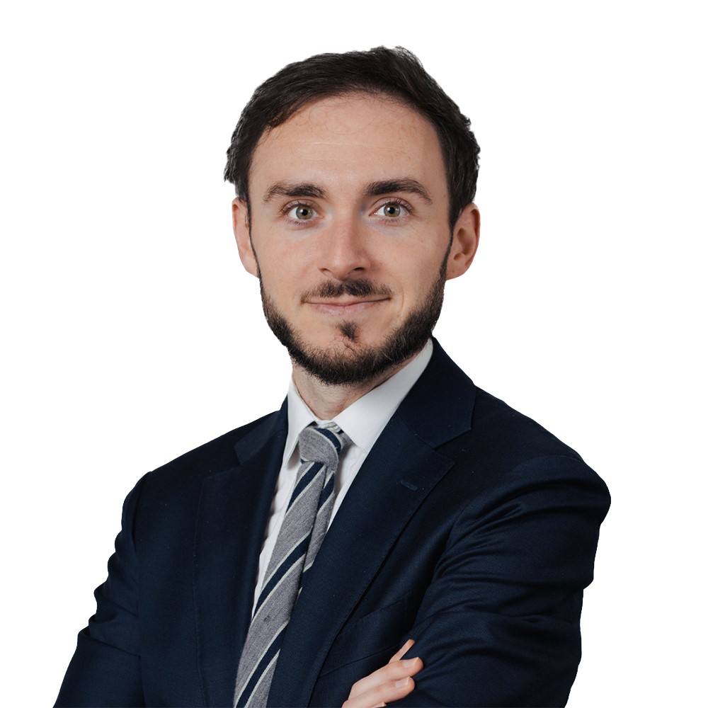 Thomas Chneiweiss, Clifford Chance