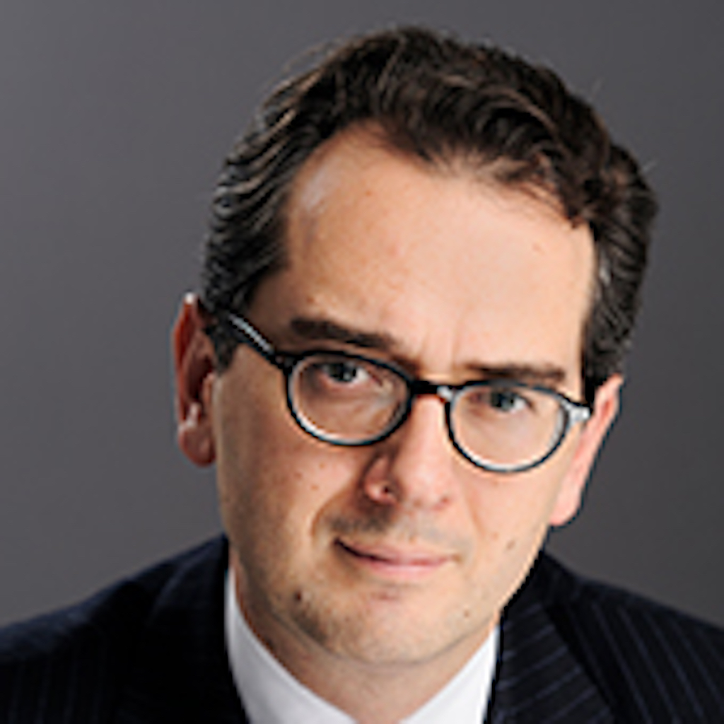 Stéphane Davin, Baker McKenzie